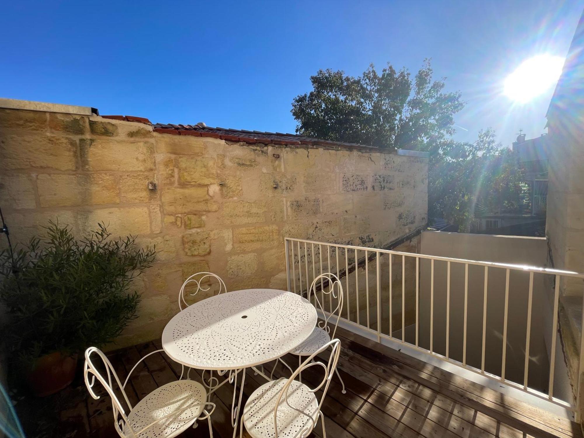 Appartement Cosy Au Coeur Des Chartrons Burdeos Exterior foto